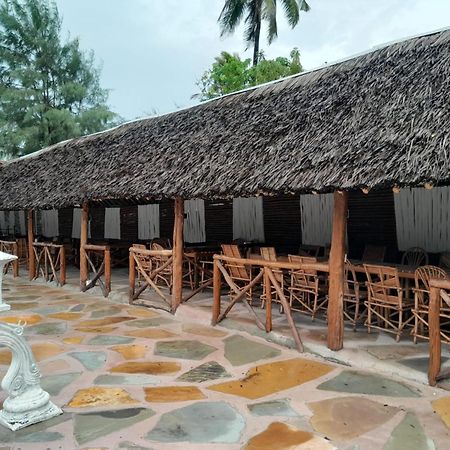 Oluwa Seun Beach Cottages, Mtwapa Mombasa Exterior photo