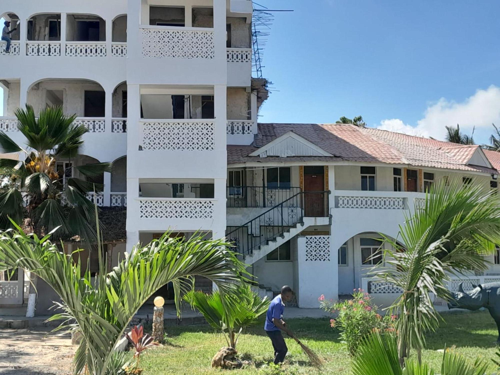 Oluwa Seun Beach Cottages, Mtwapa Mombasa Exterior photo