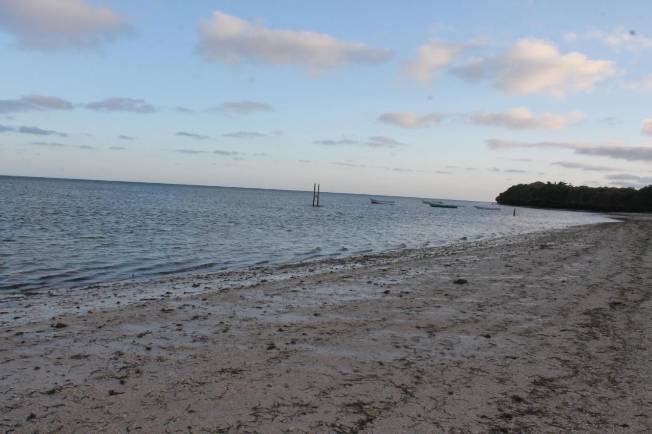 Oluwa Seun Beach Cottages, Mtwapa Mombasa Exterior photo