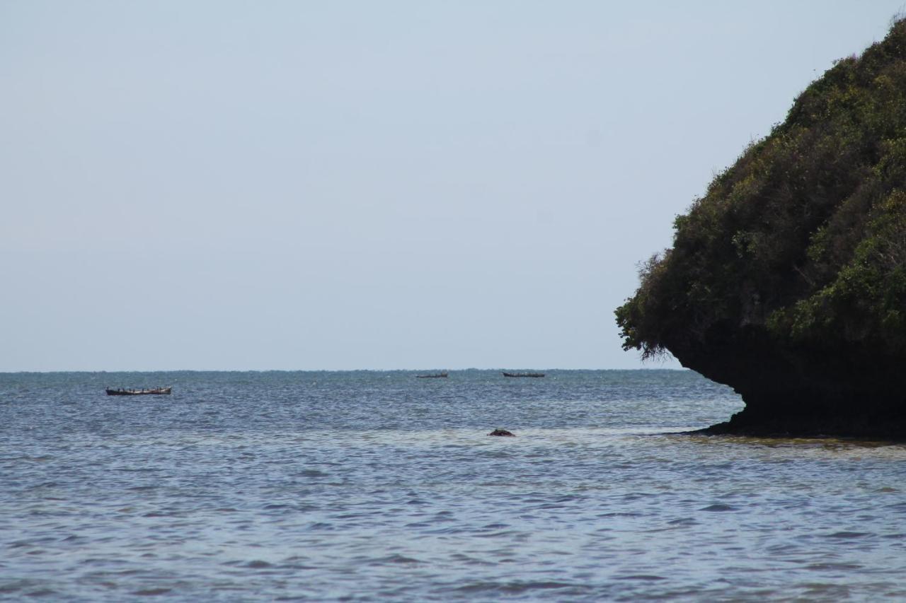 Oluwa Seun Beach Cottages, Mtwapa Mombasa Exterior photo